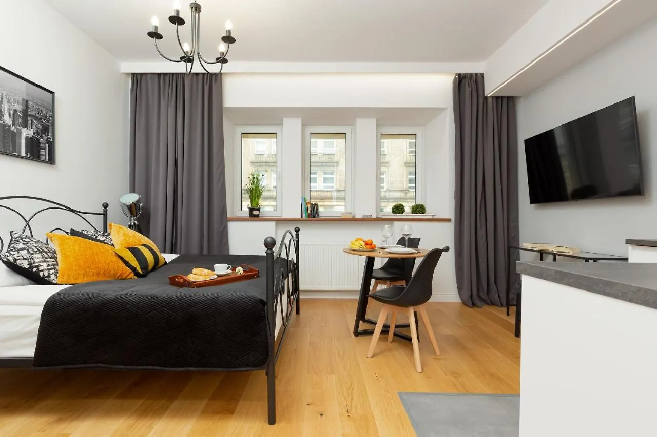 Central Studio Apartment Marszalkowska By Renters Warsaw