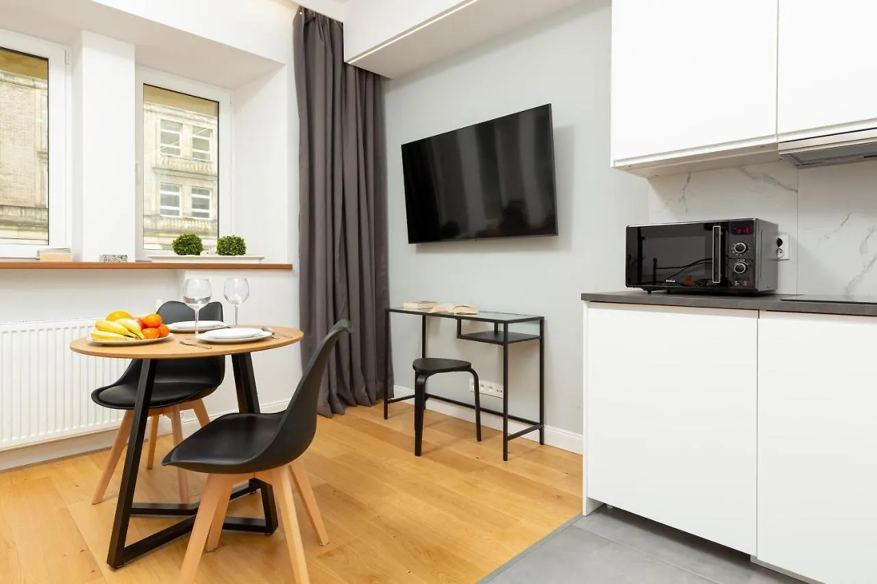 Central Studio Apartment Marszalkowska By Renters Warsaw Poland