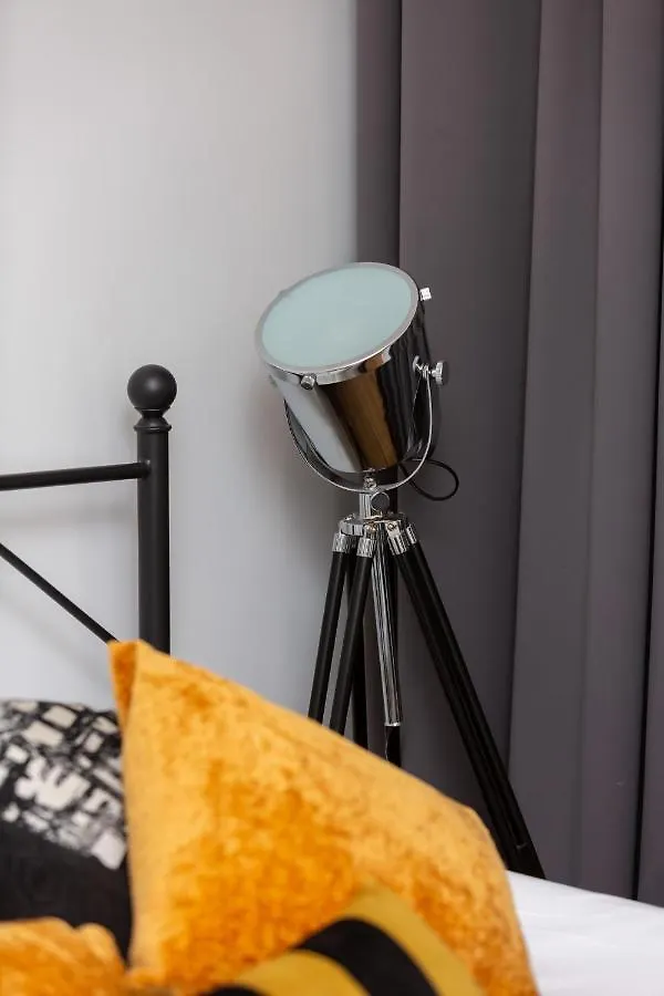 Central Studio Apartment Marszalkowska By Renters Warsaw