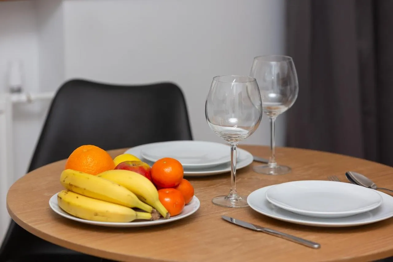 Central Studio Apartment Marszalkowska By Renters Warsaw 0*,  Poland