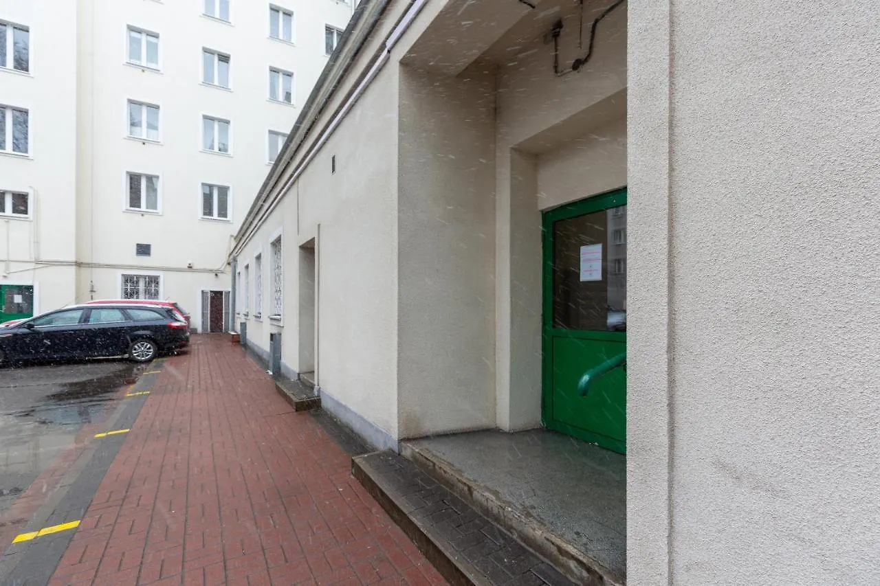 Central Studio Apartment Marszalkowska By Renters Warsaw Poland